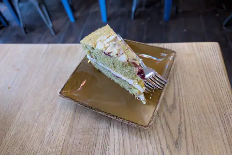 Six Hills Cafe Bakery and Pizzeria photo 4